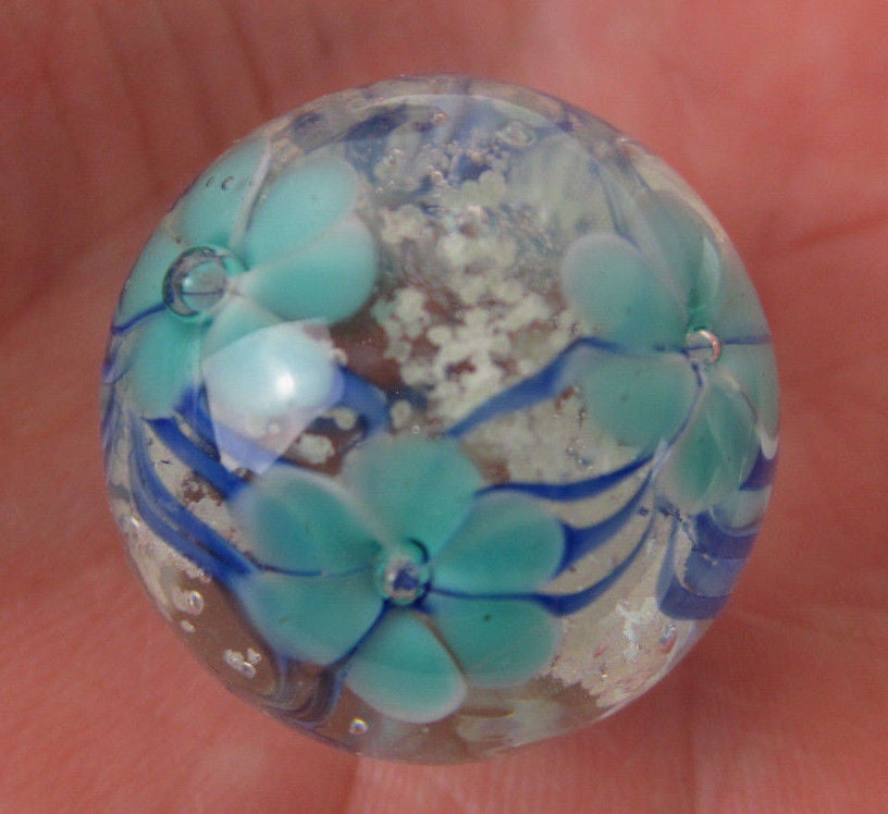 ASTER~Glow in the dark~Handmade Art Glass Collector Marble~22mm
