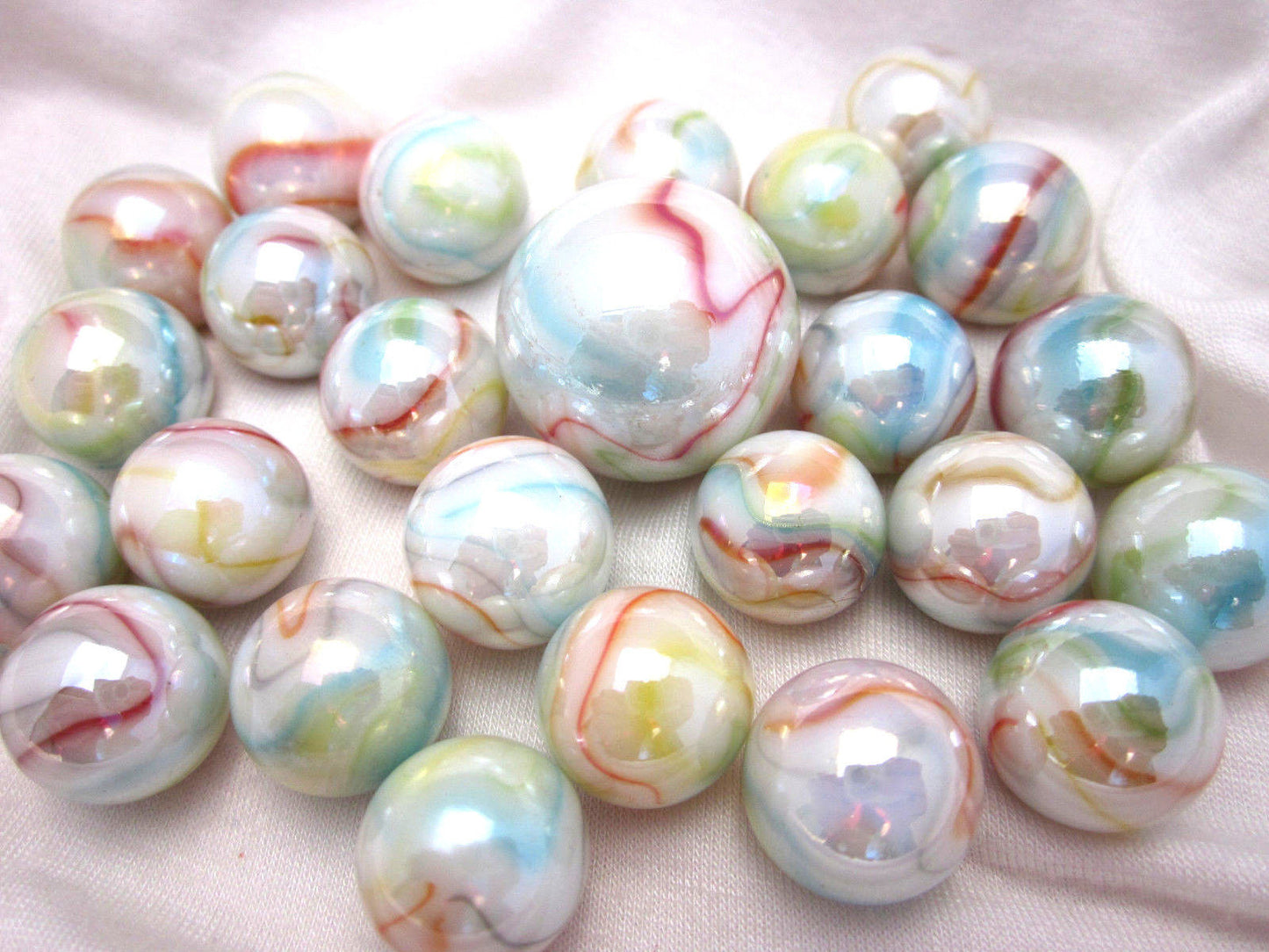 Big Game Toys 25pc Unicorn Glass Marbles